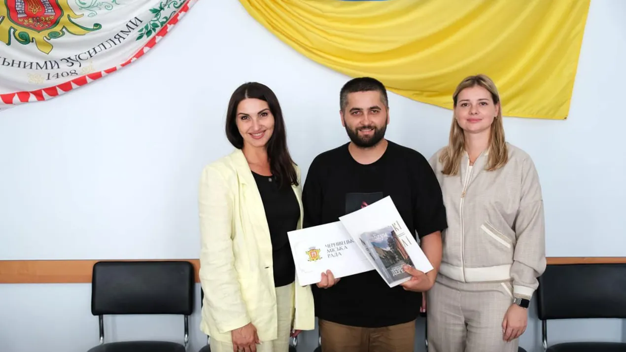 Дмитро Павлюк отримав почесну грамоту від Чернівецького міського голови