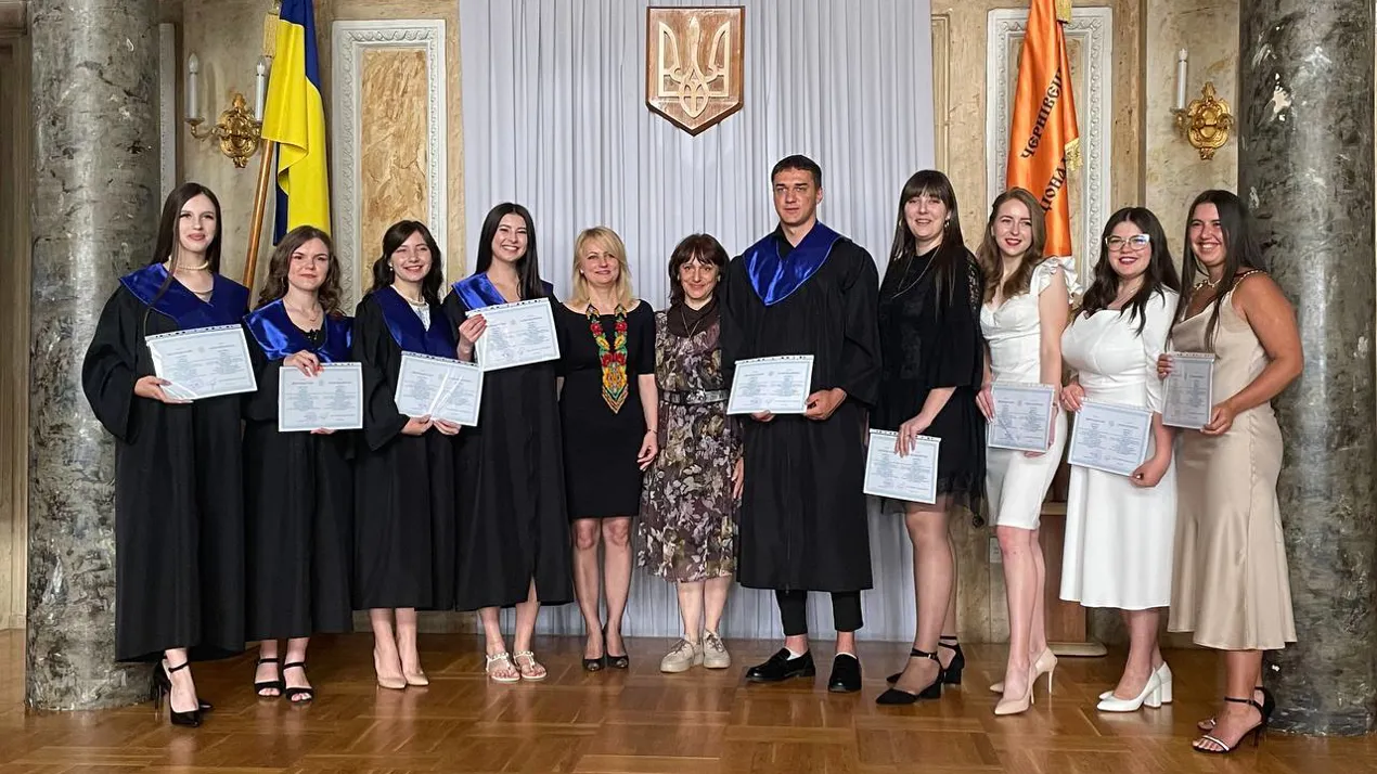 Випускники