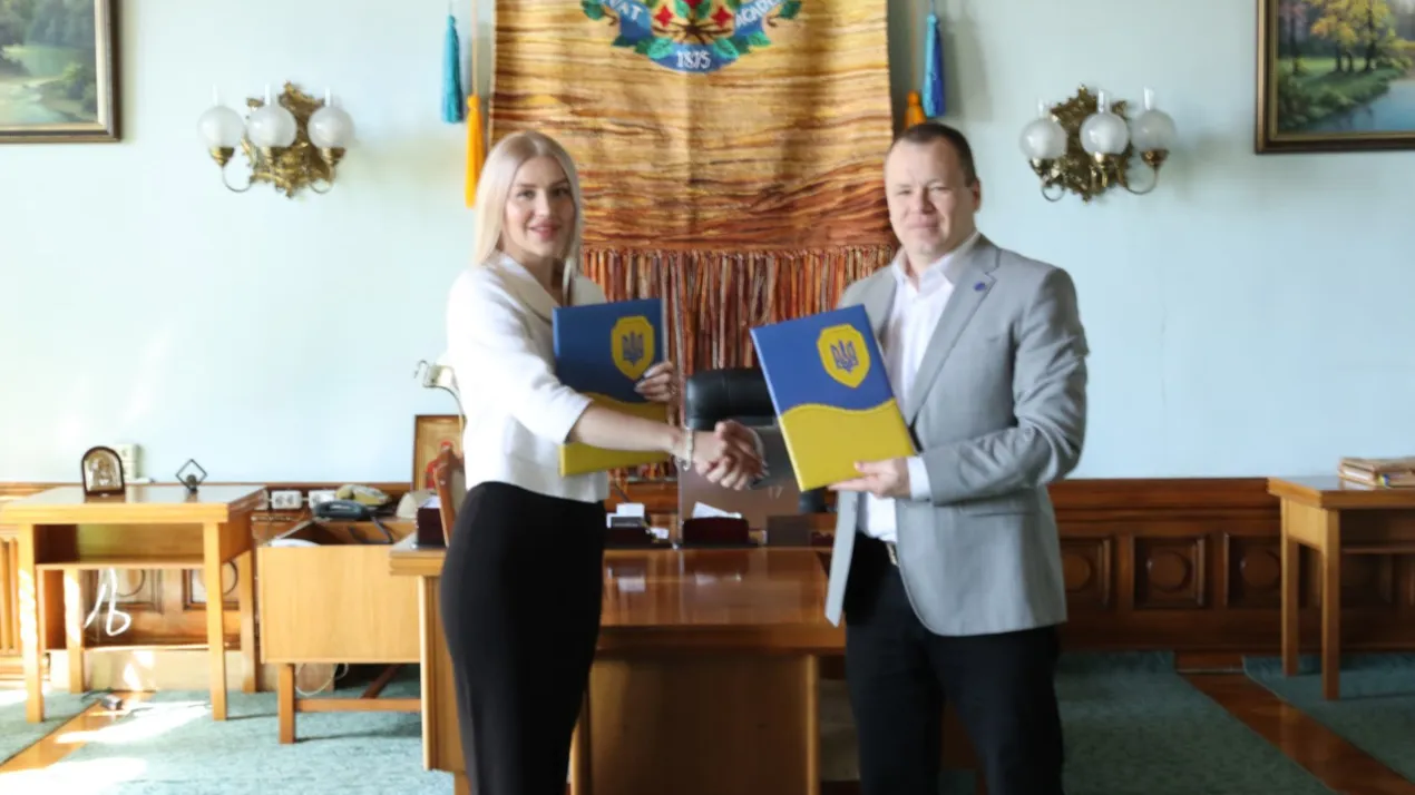 The University has signed a Memorandum and Agreement with the Charitable Organization “Flower Nation” to support gifted students