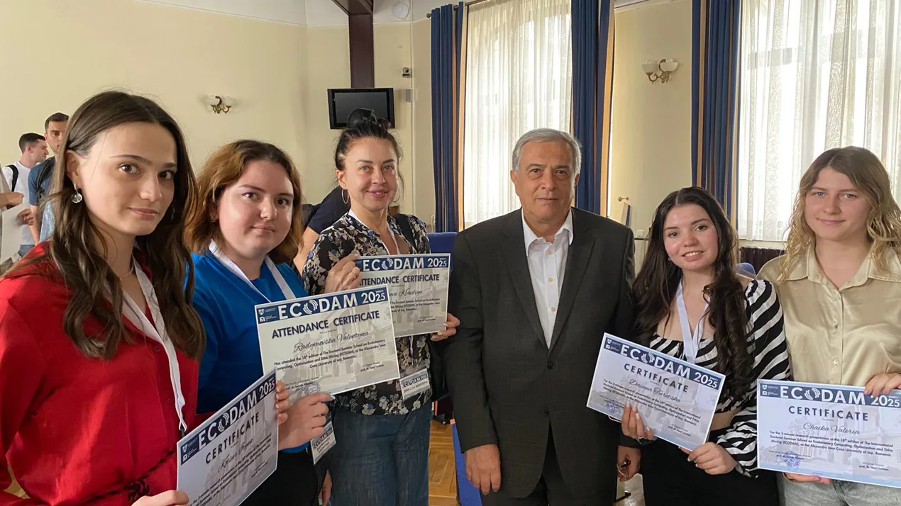 Студентки ЧНУ взяли участь у міжнародній літній школі ECODAM у Румунії