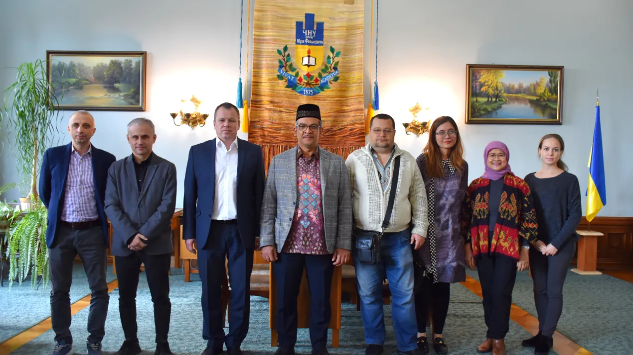 Visit of the Ambassador Extraordinary and Plenipotentiary of Indonesia to the University